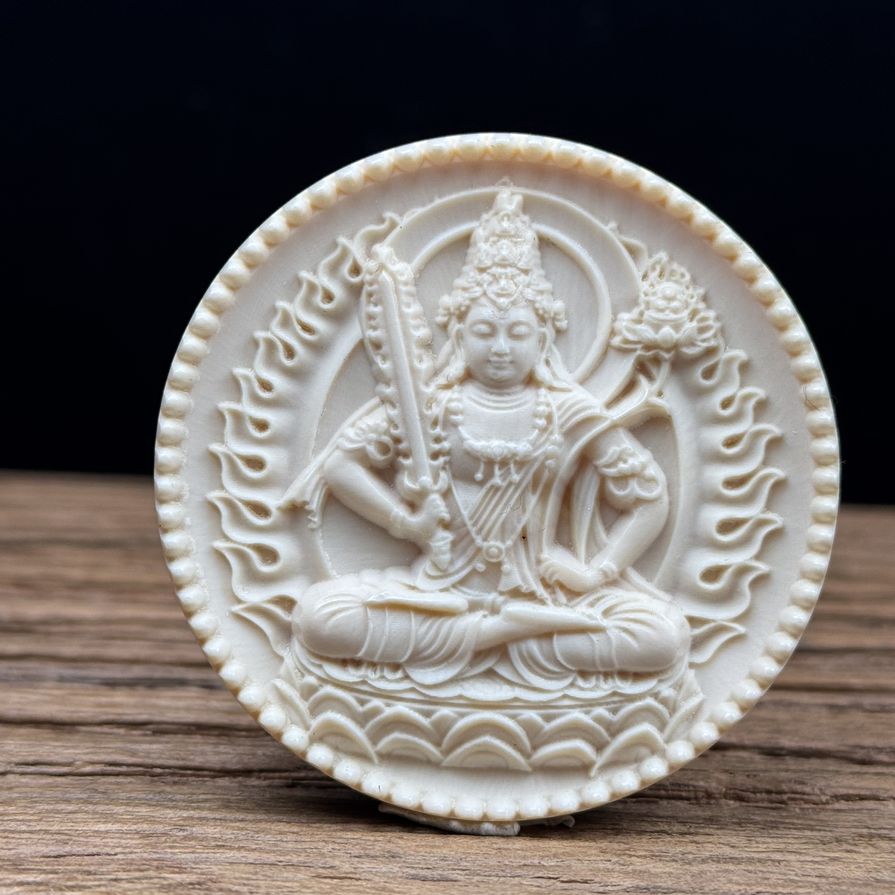 H4274天然猛犸牙虚空藏雕刻牌52*8mm支持鉴定 假一罚四