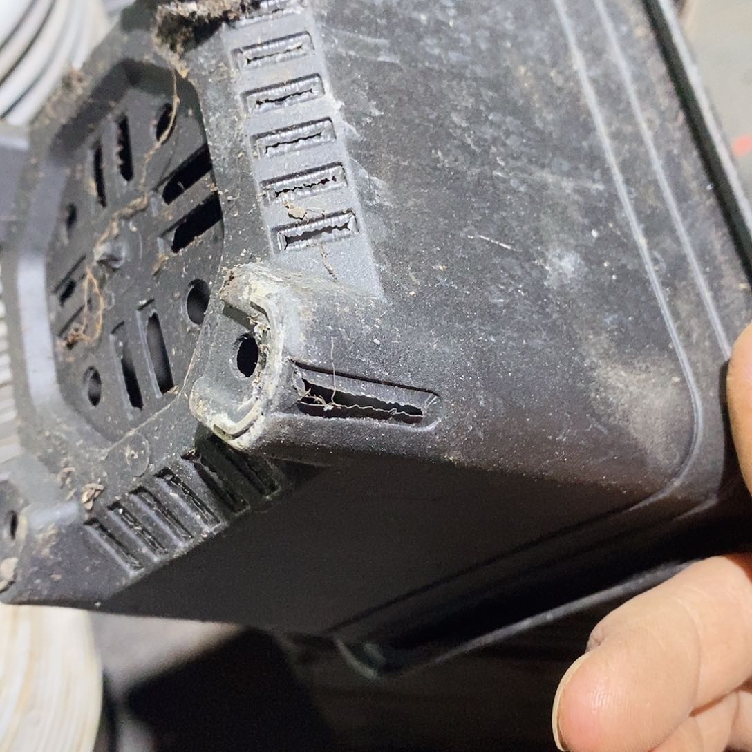 塑料旧12公分黑方盆35个 