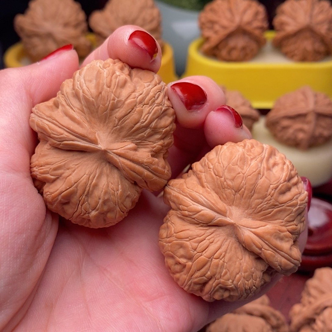 文玩核桃把件元宝46