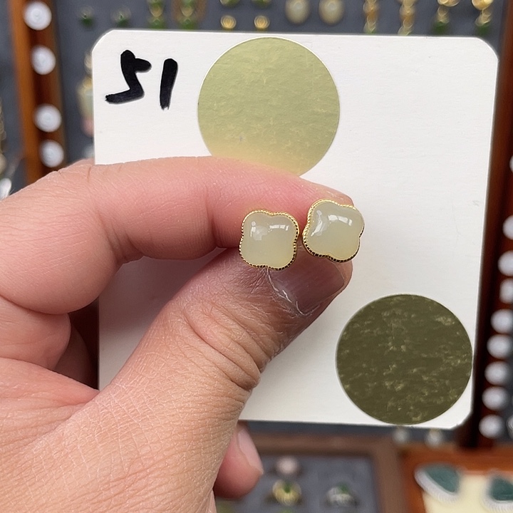 和田玉耳饰银S925镶嵌和田玉51