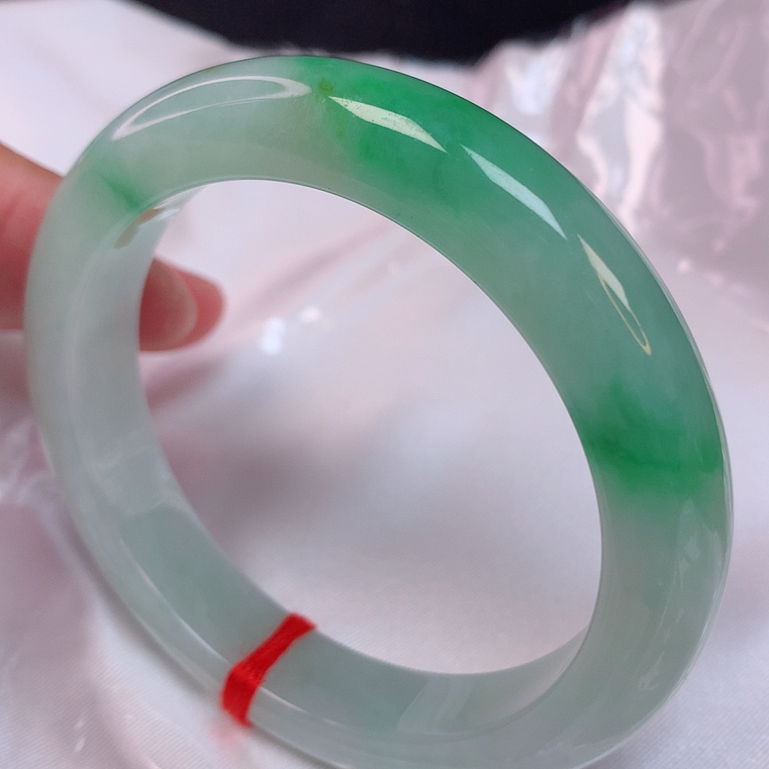 翡翠手镯未镶嵌56 翡翠手镯