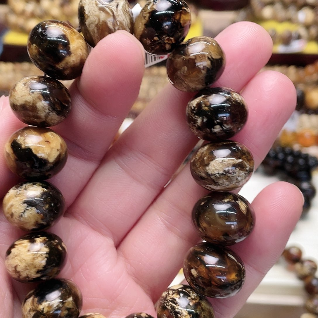 琥珀裸石未镶嵌用****7十六20551