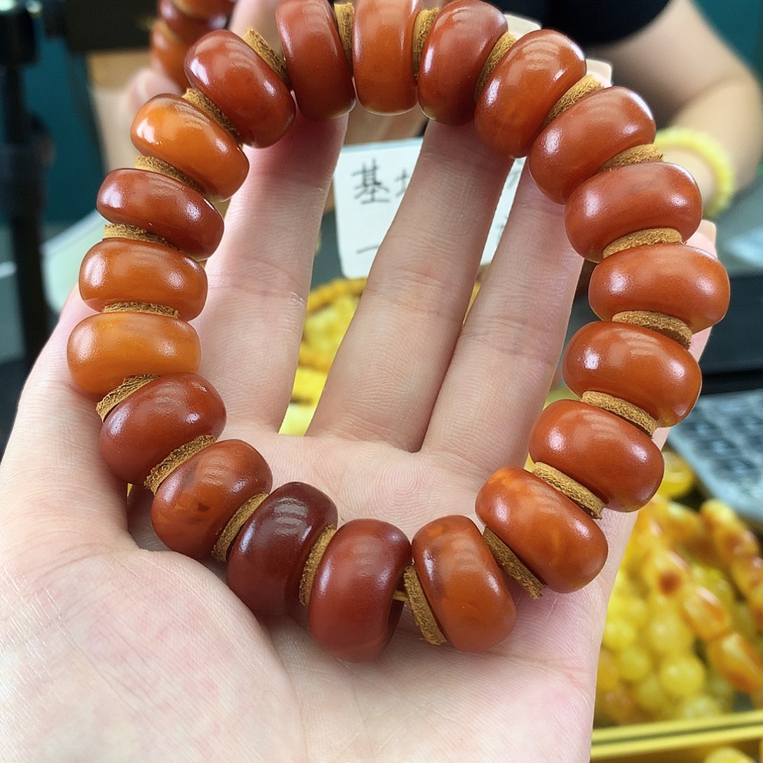 未镶嵌琥珀裸石老蜡18