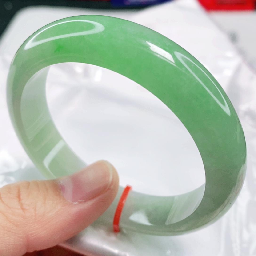 未镶嵌手镯翡翠53圈口