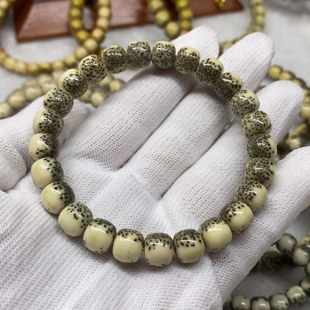 【闪购商品】星月菩提手串原生态石玉料