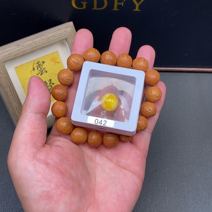 吊坠凤眼菩提尼泊尔