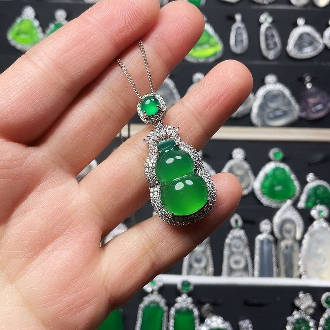 玛瑙/玉髓颈饰合金