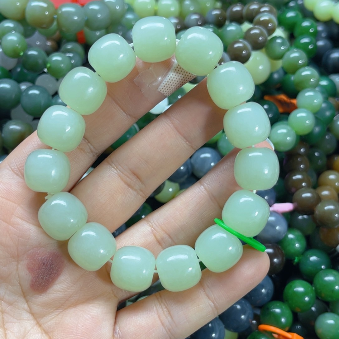 未镶嵌手串和田玉