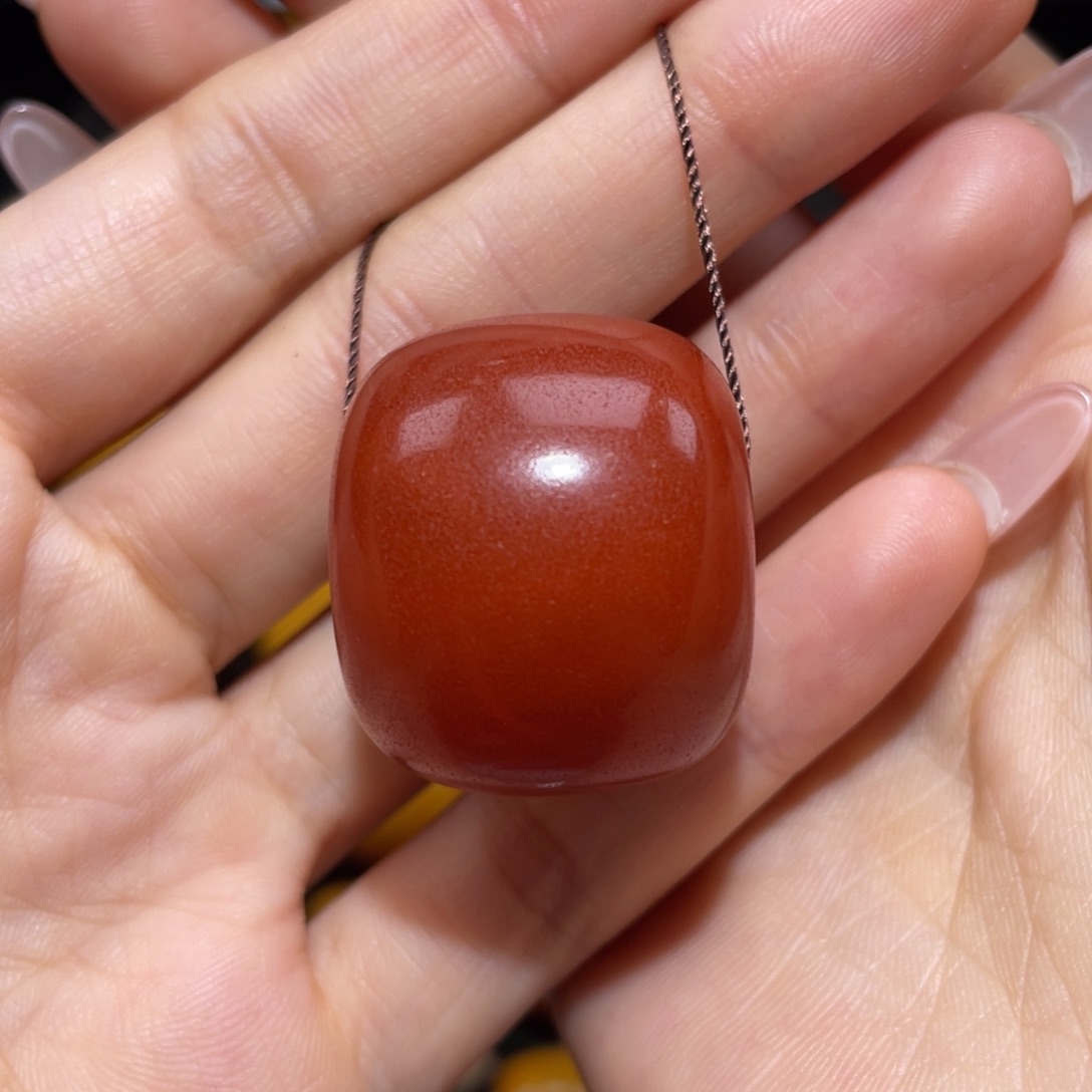 【闪购商品】琥珀裸石未镶嵌墩子