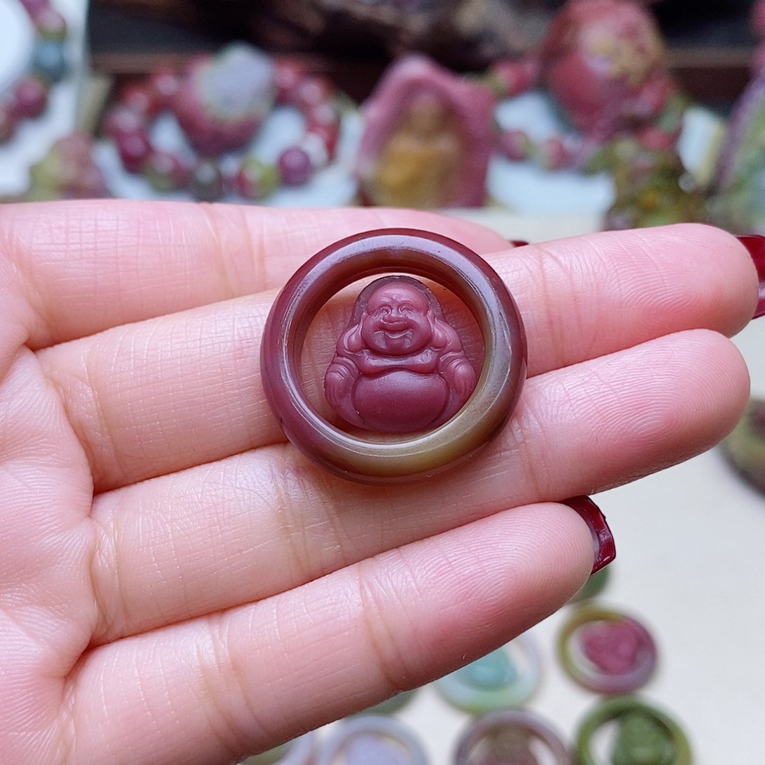 玛瑙/玉髓珠宝奇石未镶嵌是****盐源玛瑙定制