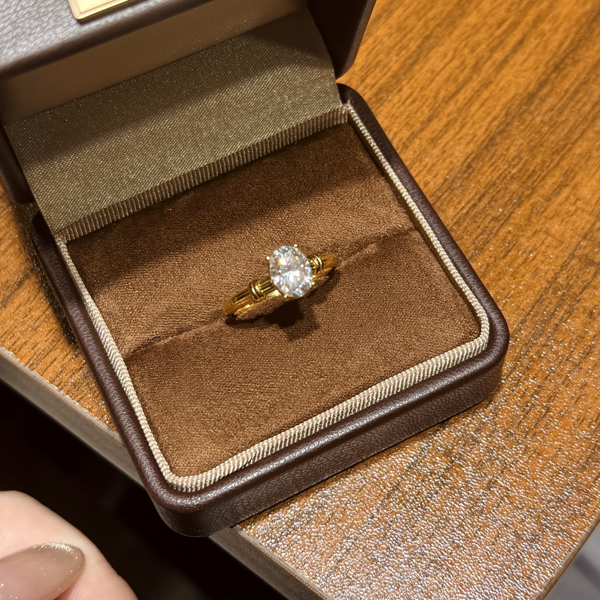 足金999鸽子蛋点钻戒指送女生 新年礼物