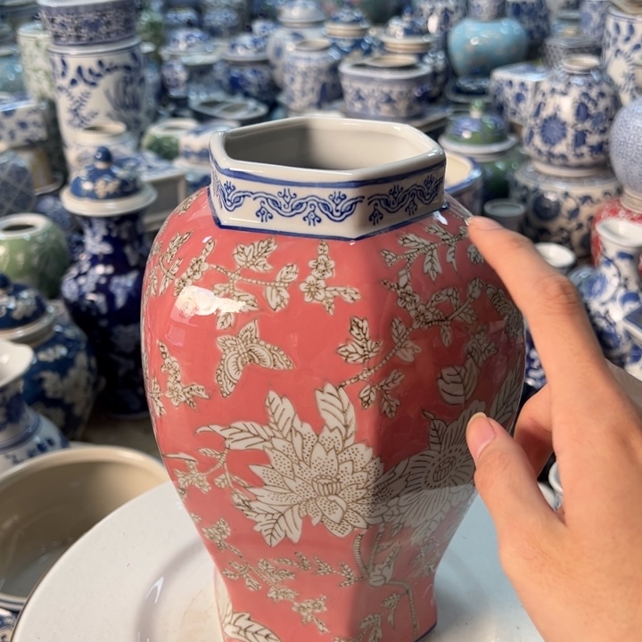 瓷片微瑕。。。。。。。。。。。。。。