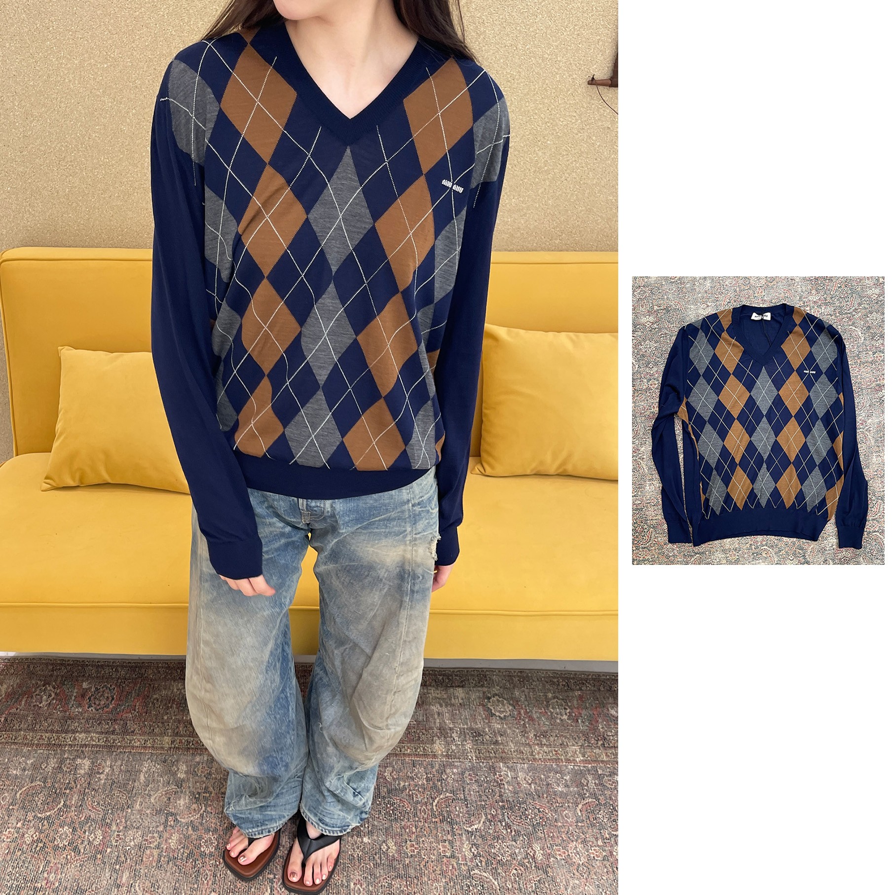 未使用 MIU MIU/缪缪 深蓝色徽标菱格V领毛衣 MMLB67-174C-F0008