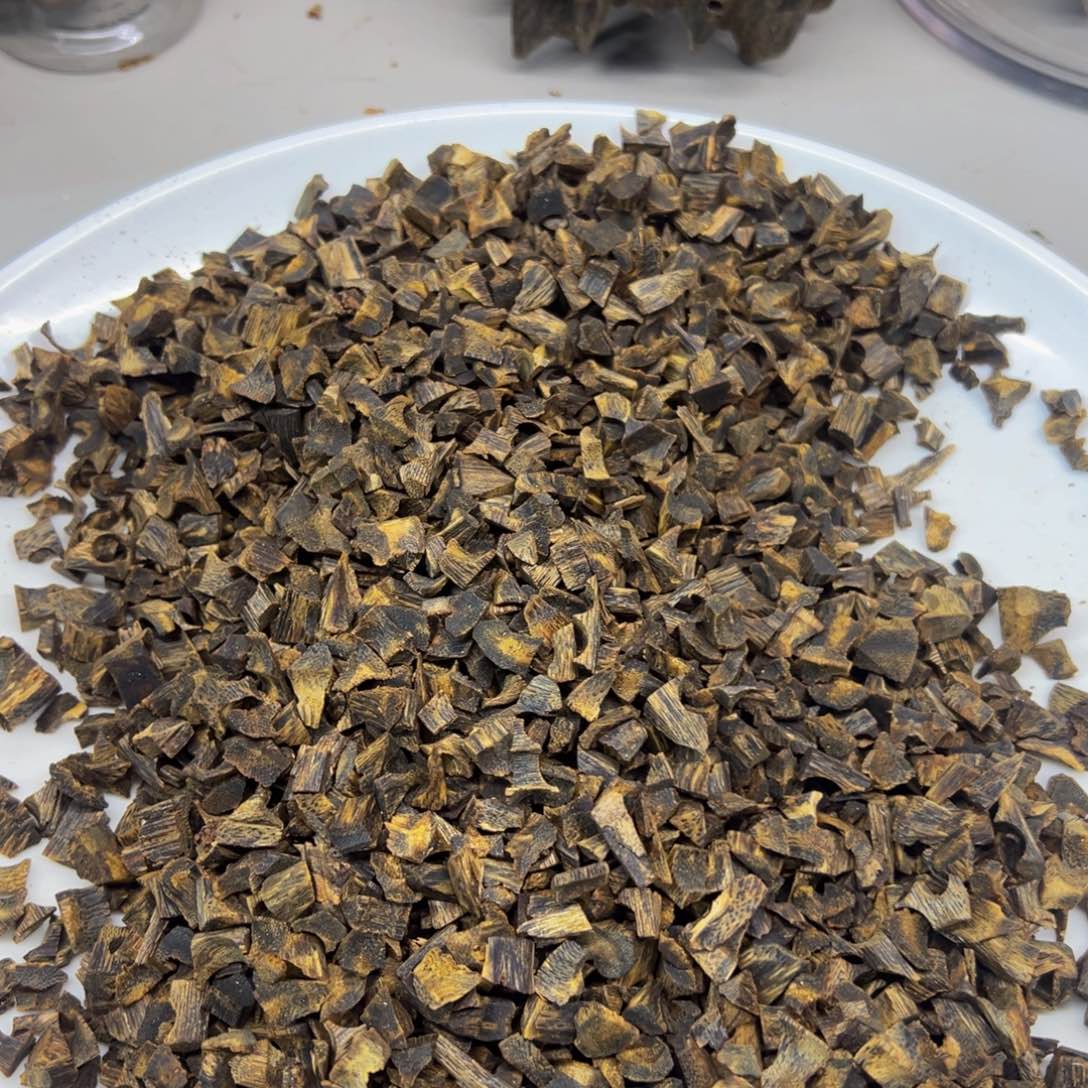 不****沉香碎屑沉香西瓜叶沉水米粒52克