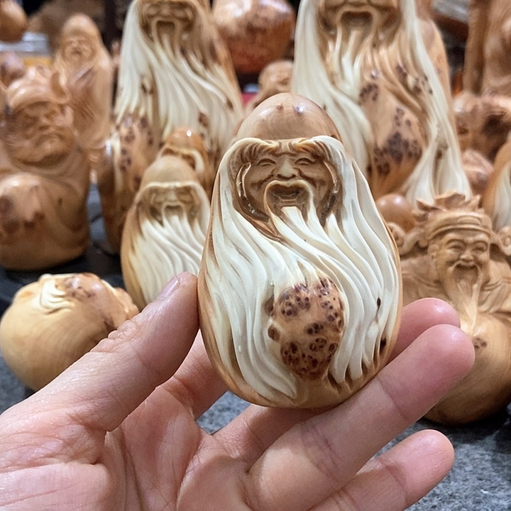柏木（崖柏）游***牛留疤寿星