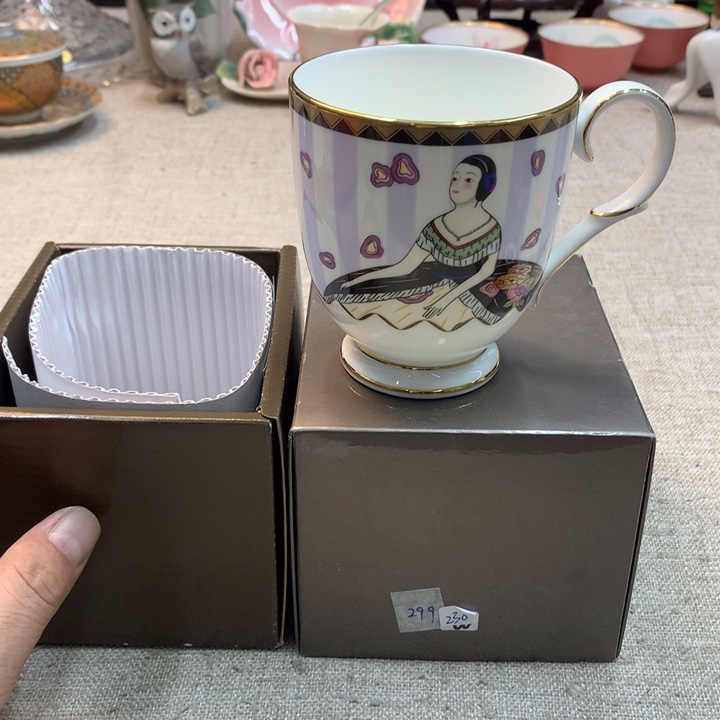 金瓷阁家的美丽瓷器