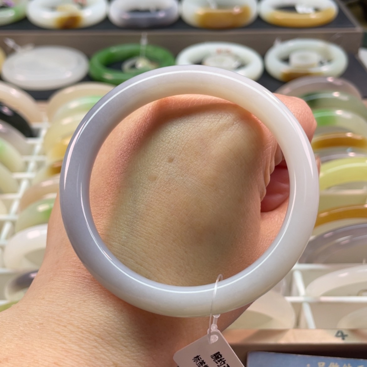 【闪购商品】和田玉手镯未镶嵌