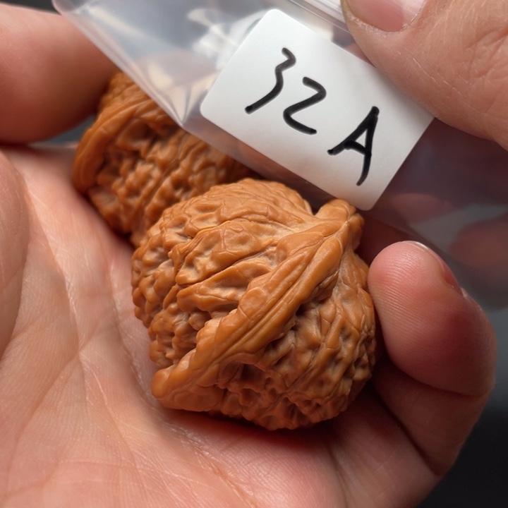 文玩核桃吊坠圆*莲花