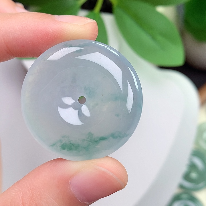 颈饰未镶嵌翡翠平安扣 31.3-6.0mm