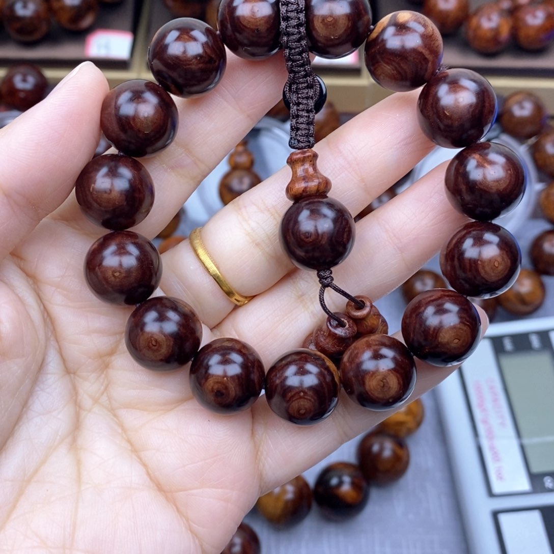 木黄花梨黄花梨黄花梨