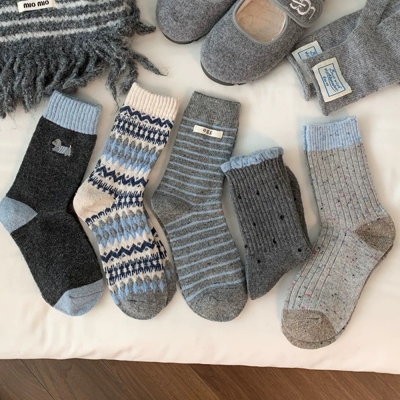 小某书同款冬羊毛袜组合灰色纽扣加厚保暖堆堆袜中筒袜女袜