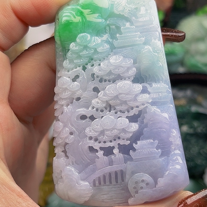 翡翠未镶嵌颈饰挂件