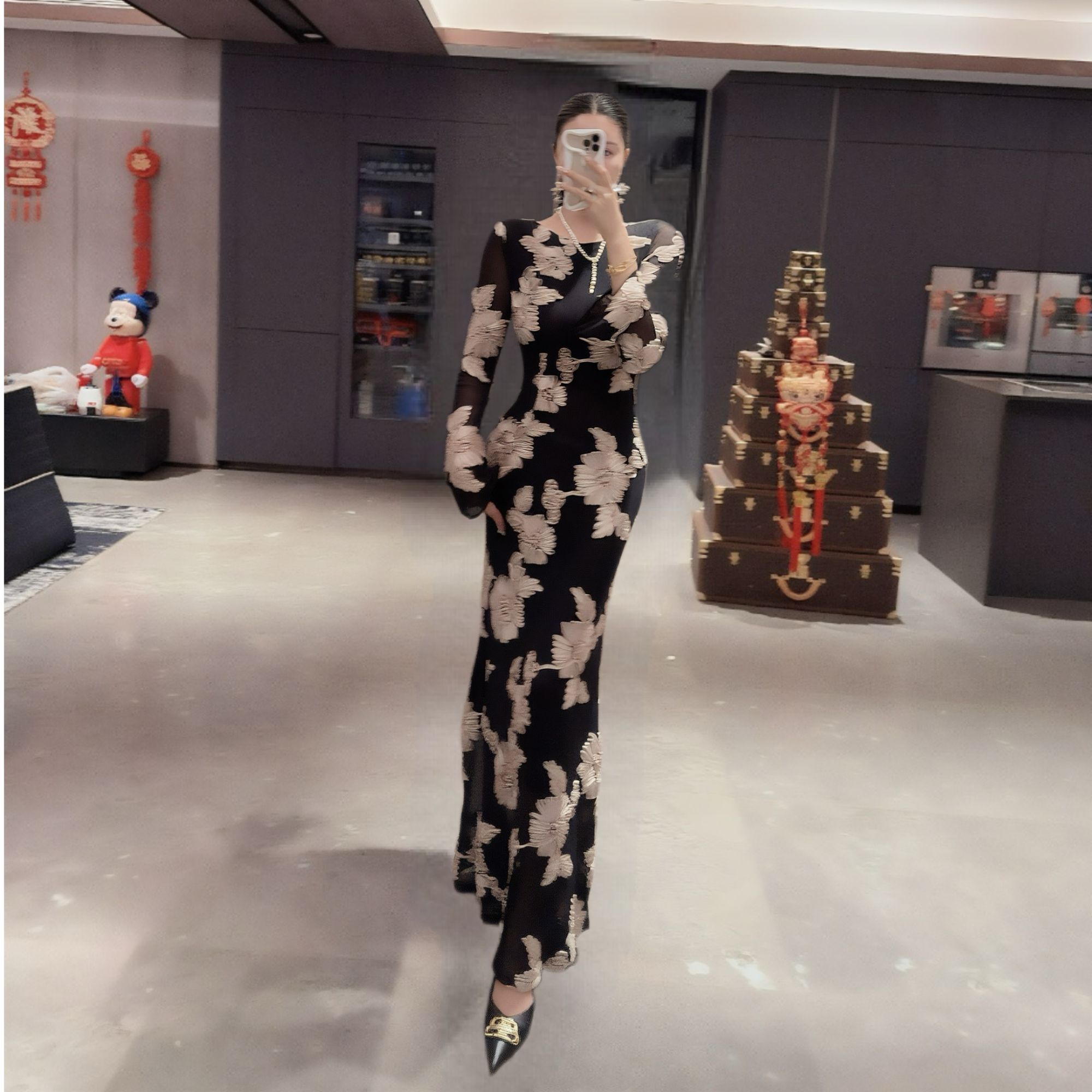 DOUWU【莲花女神】黑色立体白花长款长袖连衣裙LYQ13302