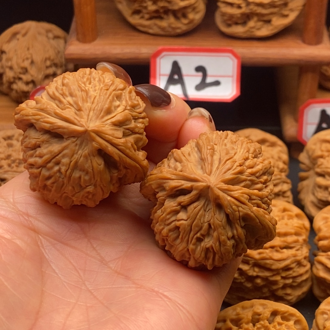 吊坠文玩核桃南疆03号40尺凹底窝头满肉满拉丝全品