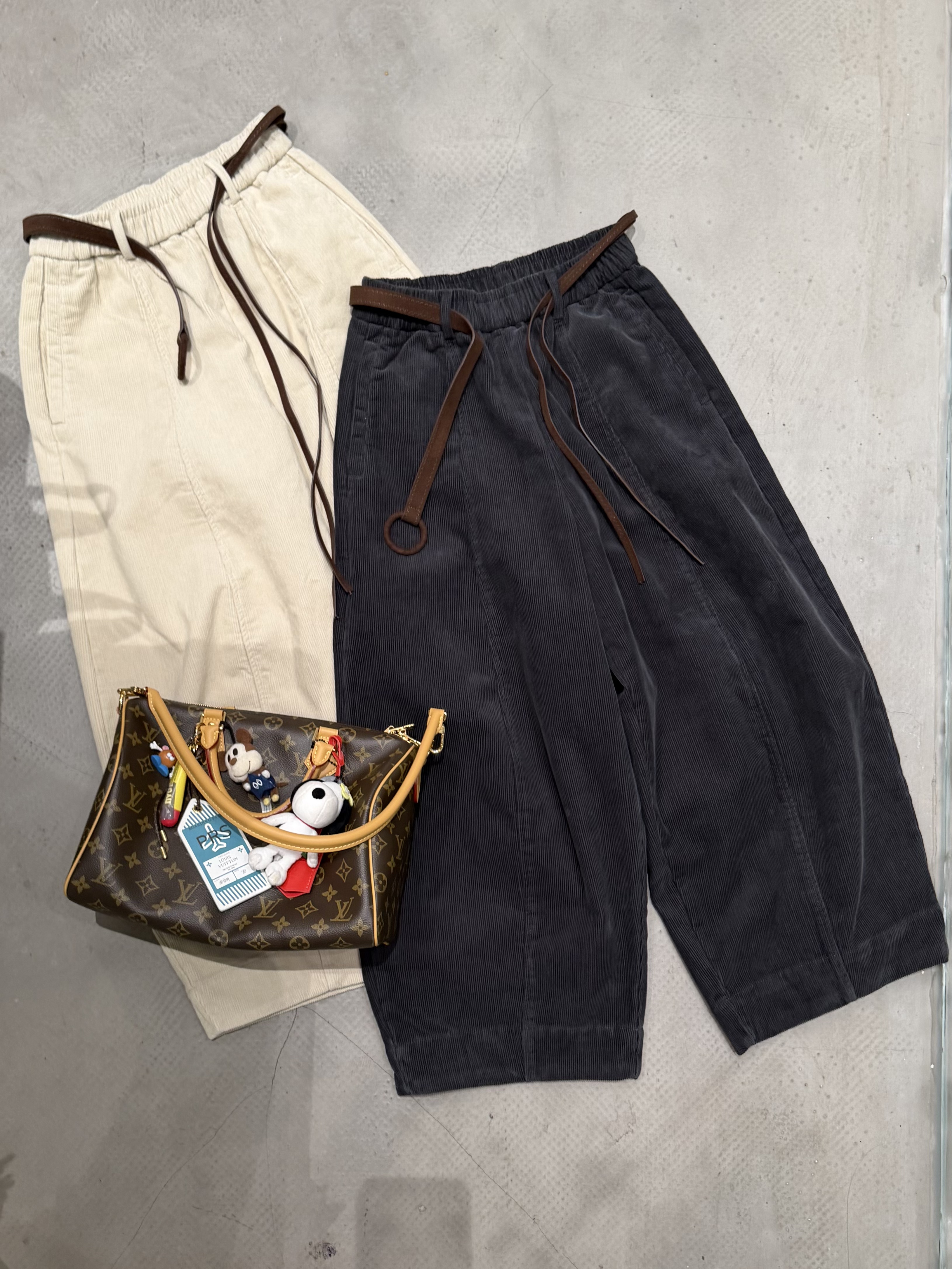 【暖调】2025冬季新款加厚灯芯绒休闲裤港风宽松显瘦阔腿裤