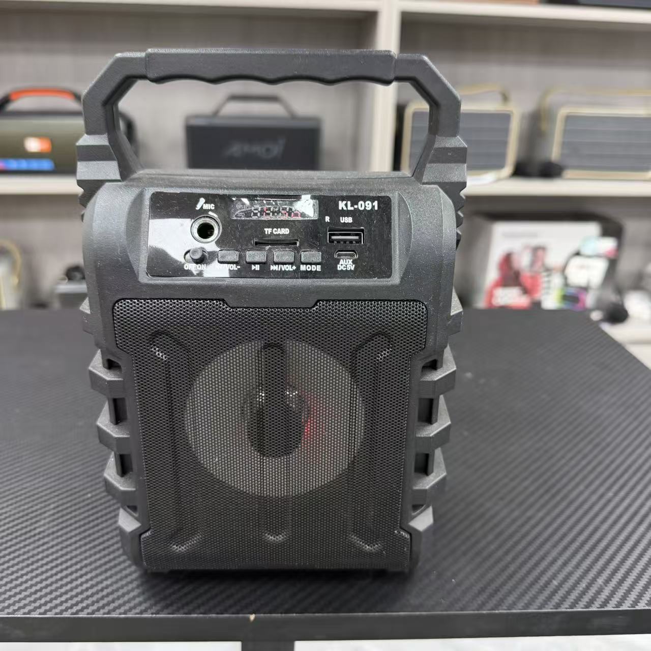 【孤品】清仓孤品蓝牙音箱捡漏双844