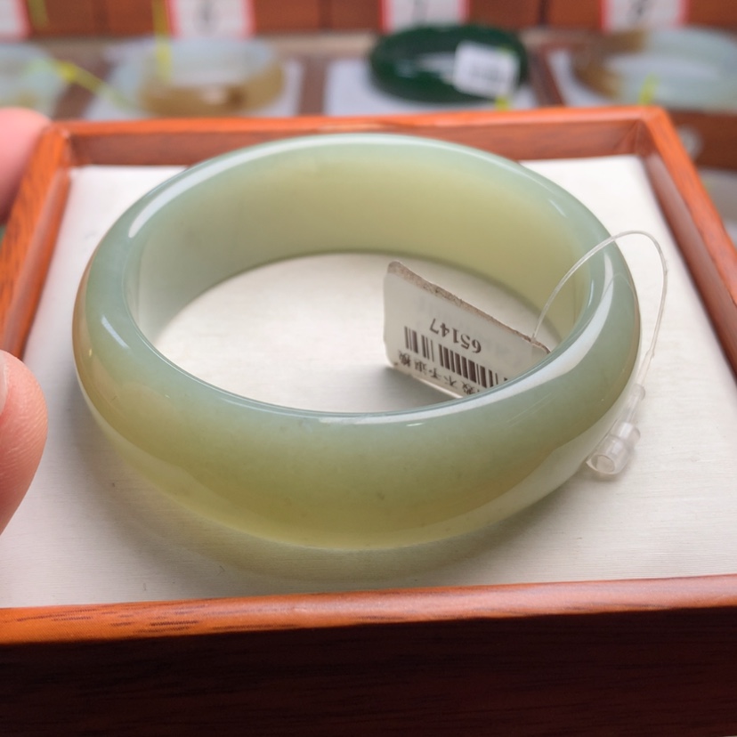 【闪购商品】和田玉手镯未镶嵌53.5