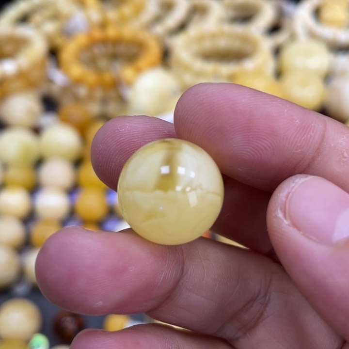 裸石蜜蜡未镶嵌16.8mm