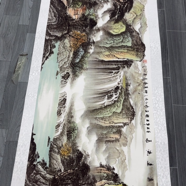 字画等多种形式的艺术作品和艺术