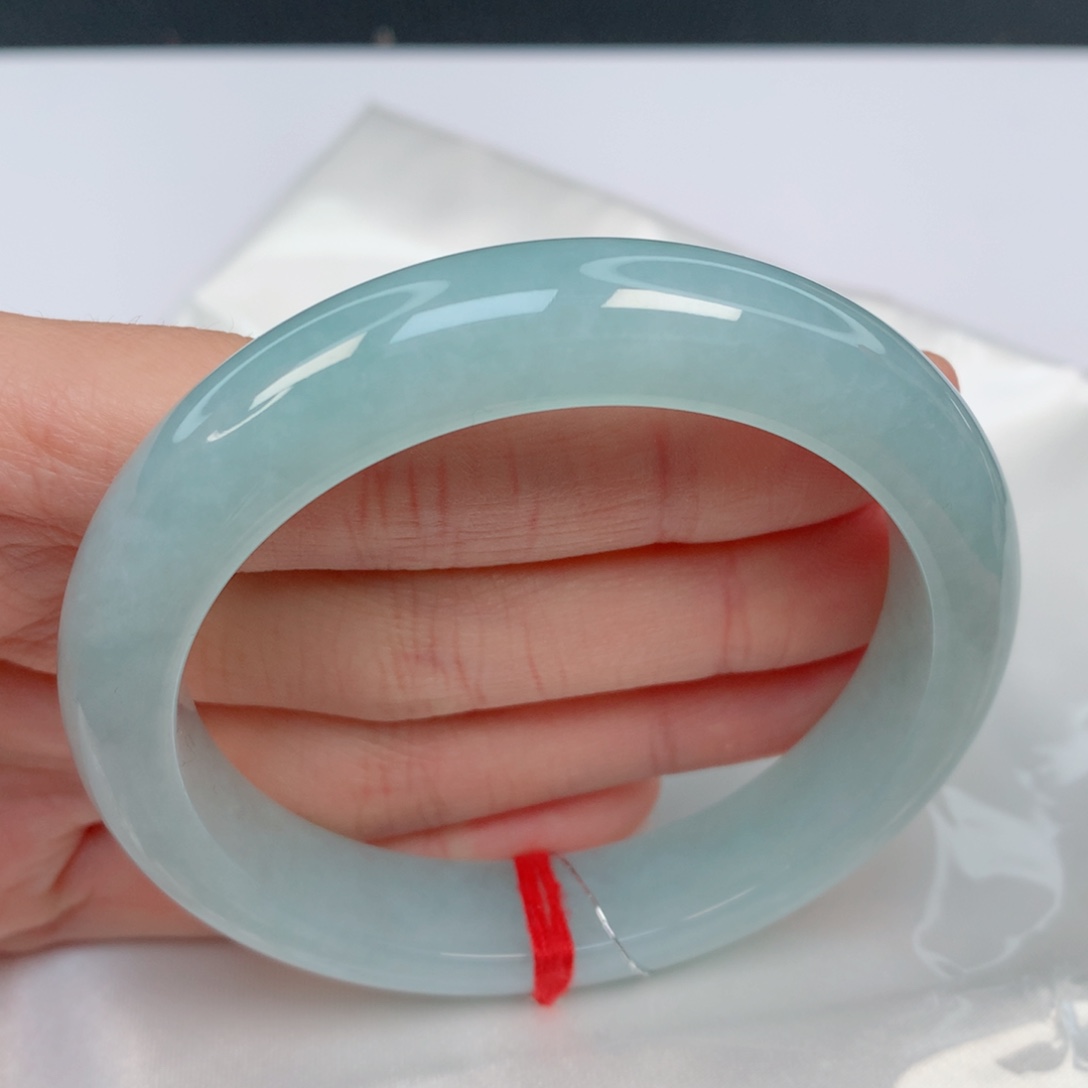 翡翠手镯未镶嵌55.6正圈