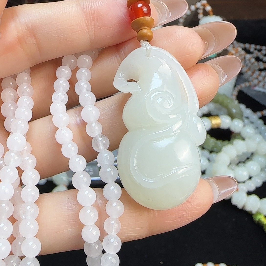 和田玉未镶嵌颈饰定制发货