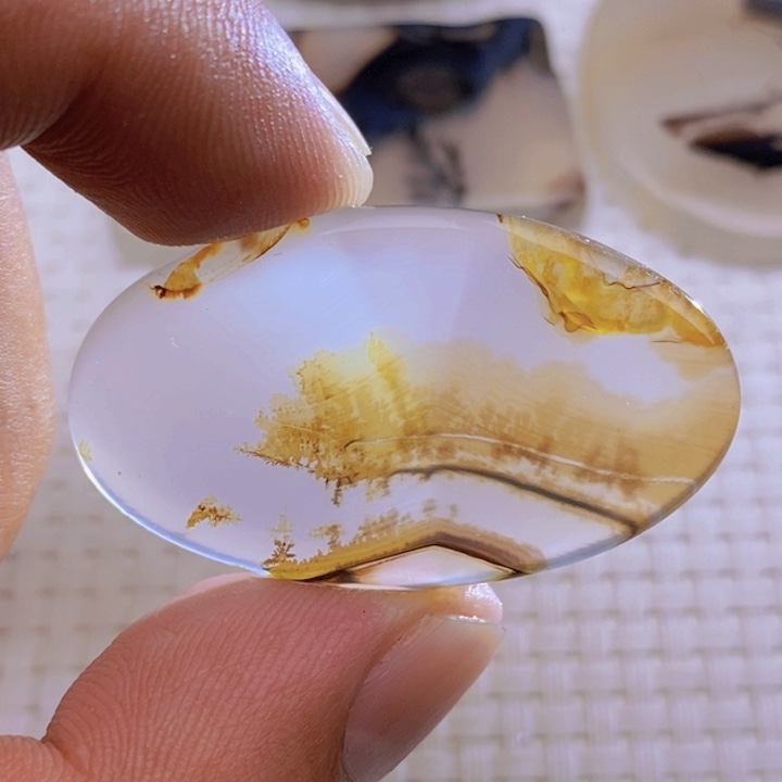 玛瑙/玉髓颈饰未镶嵌