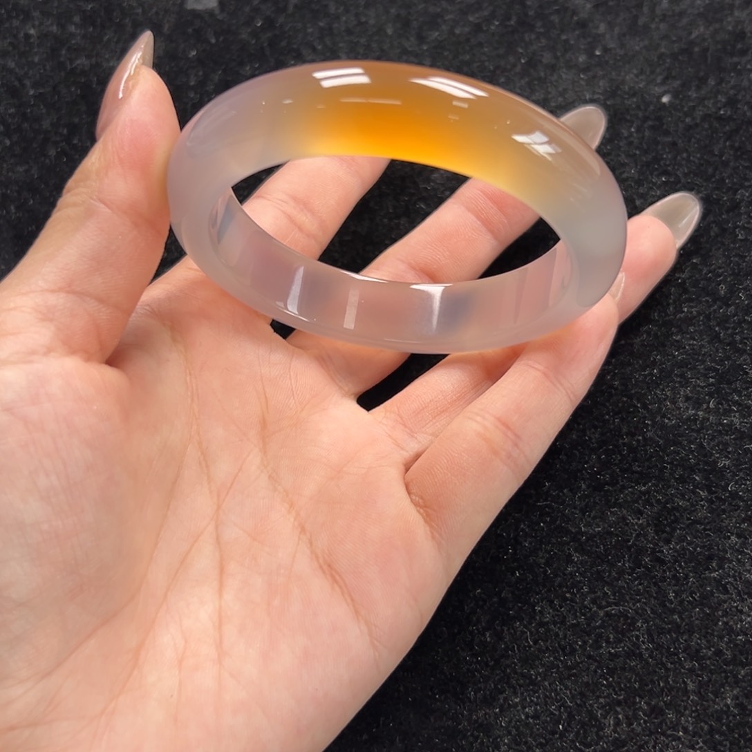 手镯玛瑙/玉髓未镶嵌