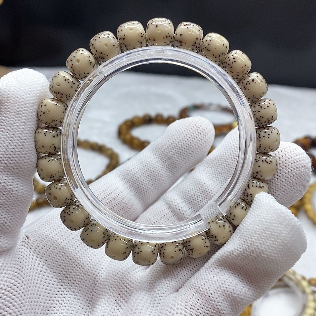 星月菩提吊坠9瓷白