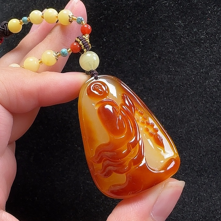 未镶嵌蜜蜡珠宝奇石