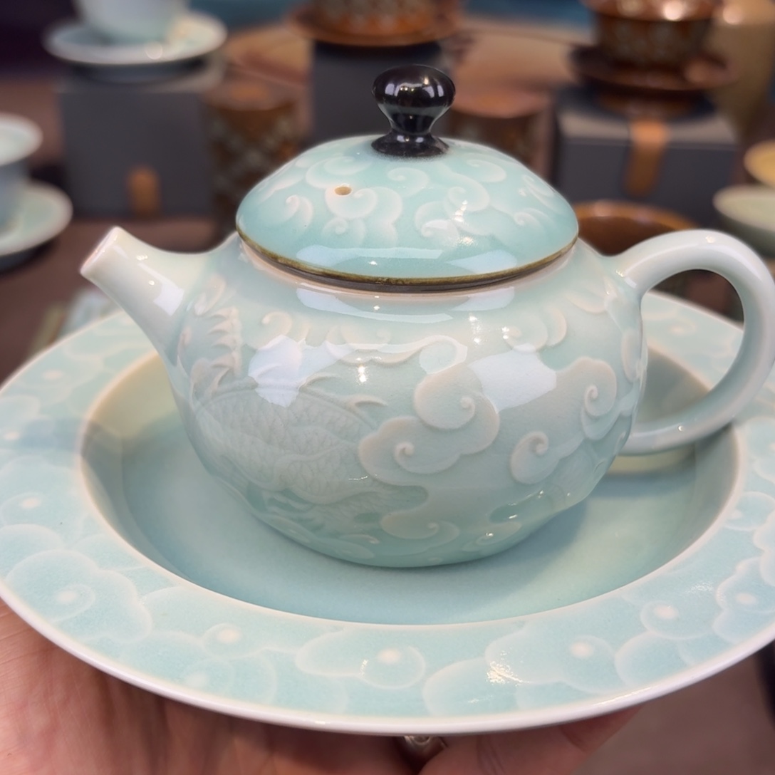 杯龙泉青瓷茶具微瑕