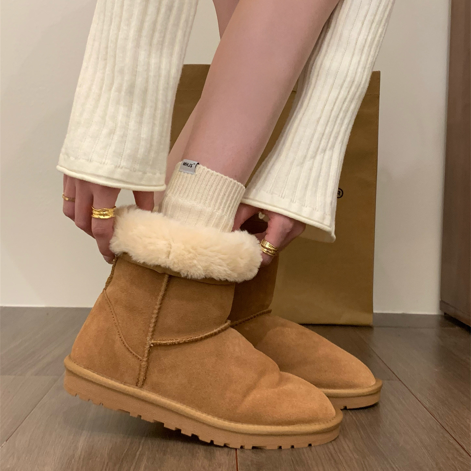 厚底雪地靴女2024新款冬季加绒加厚二棉鞋短靴毛毛棉靴子