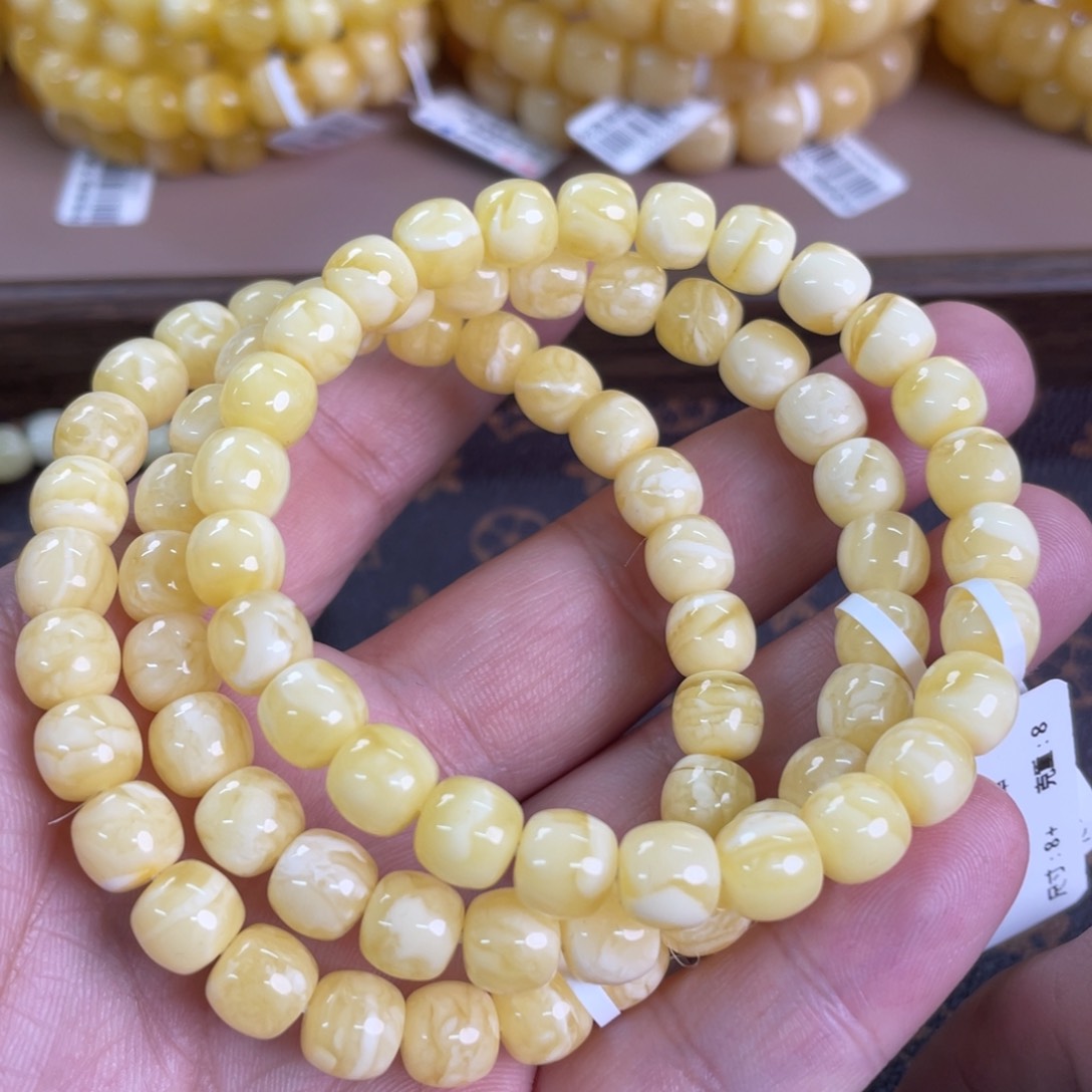 琥珀裸石未镶嵌023多样性发其一