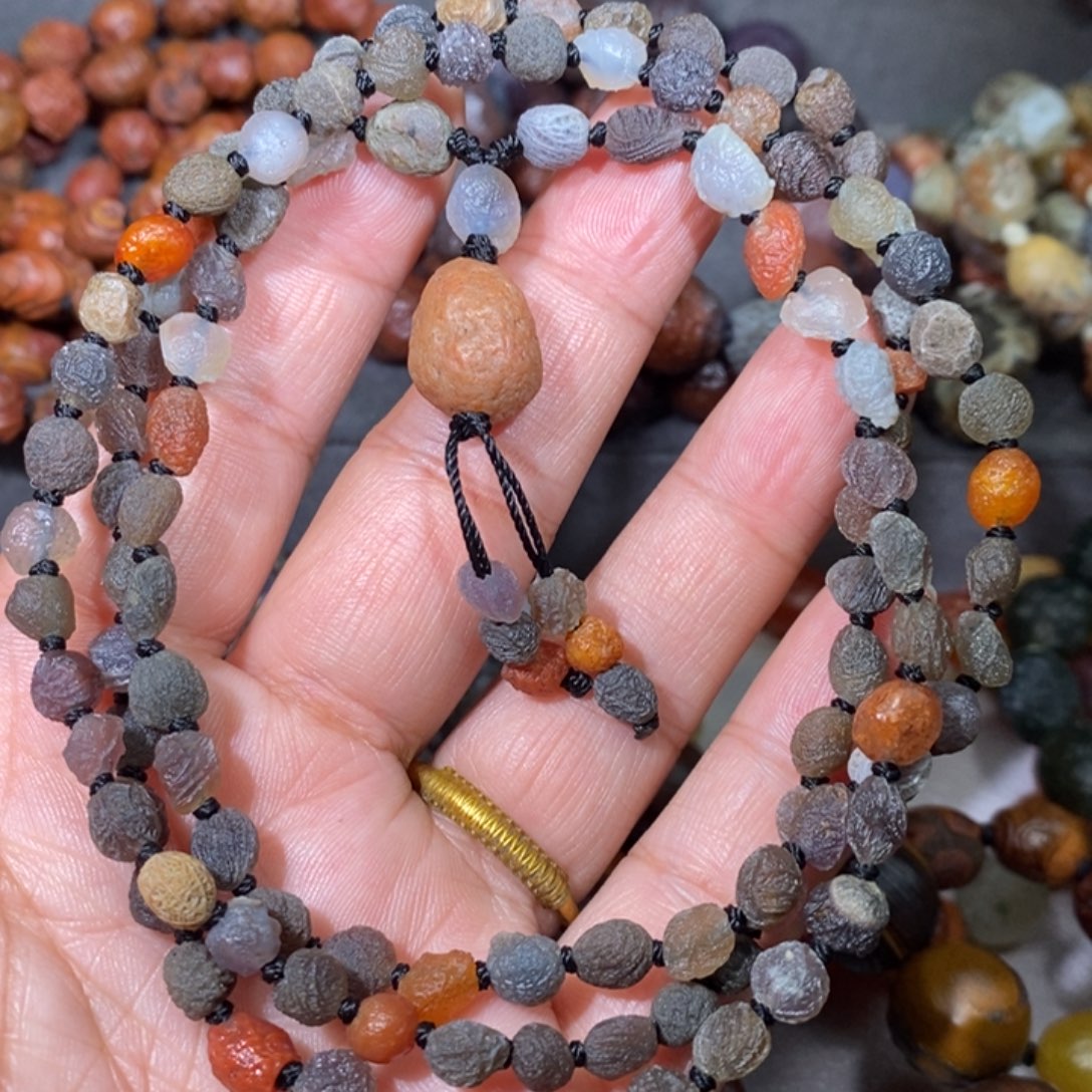 未镶嵌玛瑙/玉髓珠宝奇石