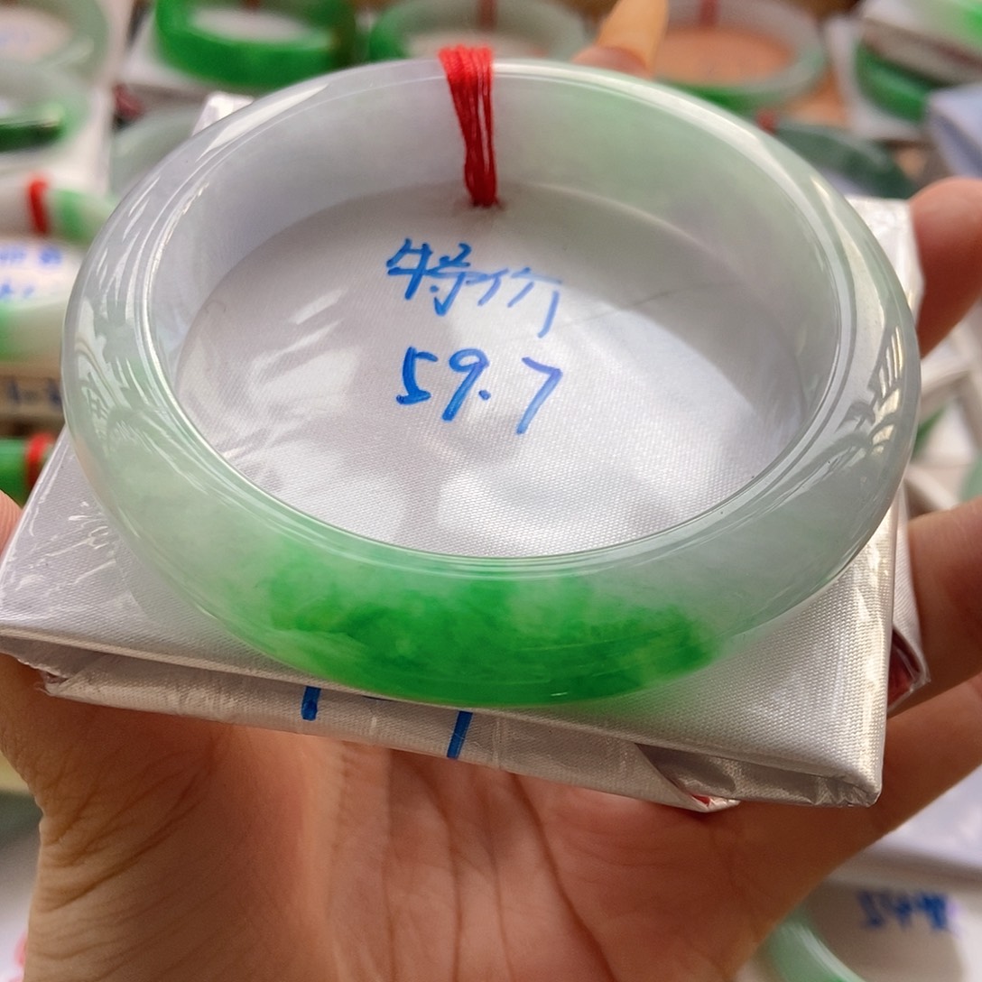 未镶嵌手镯翡翠8号