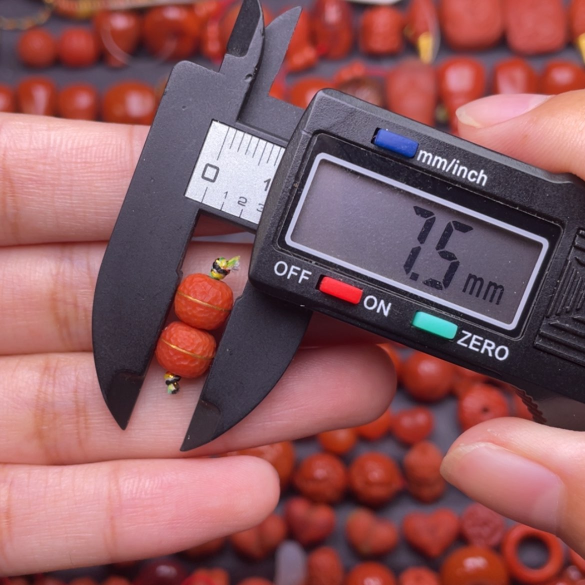 【闪购商品】南红玛瑙配饰未镶嵌四****度