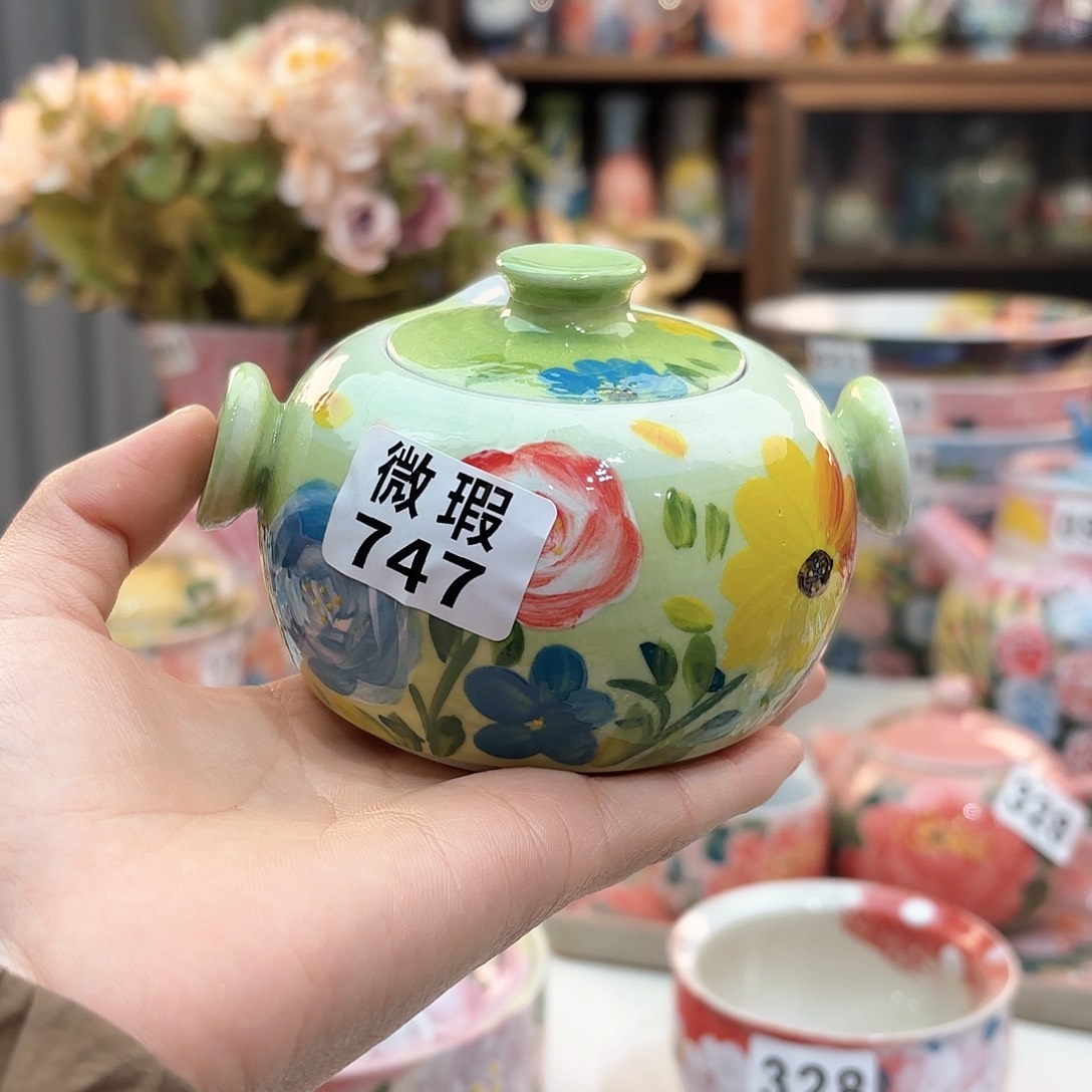 瓷片bhhhhhhhhhjjjjm