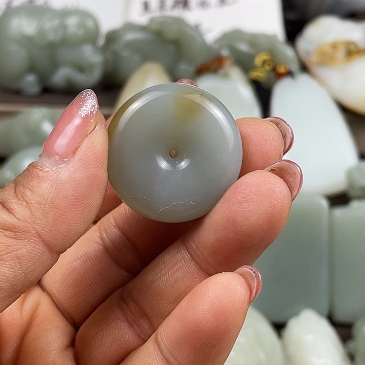 和田玉（糖玉）挂件未镶嵌