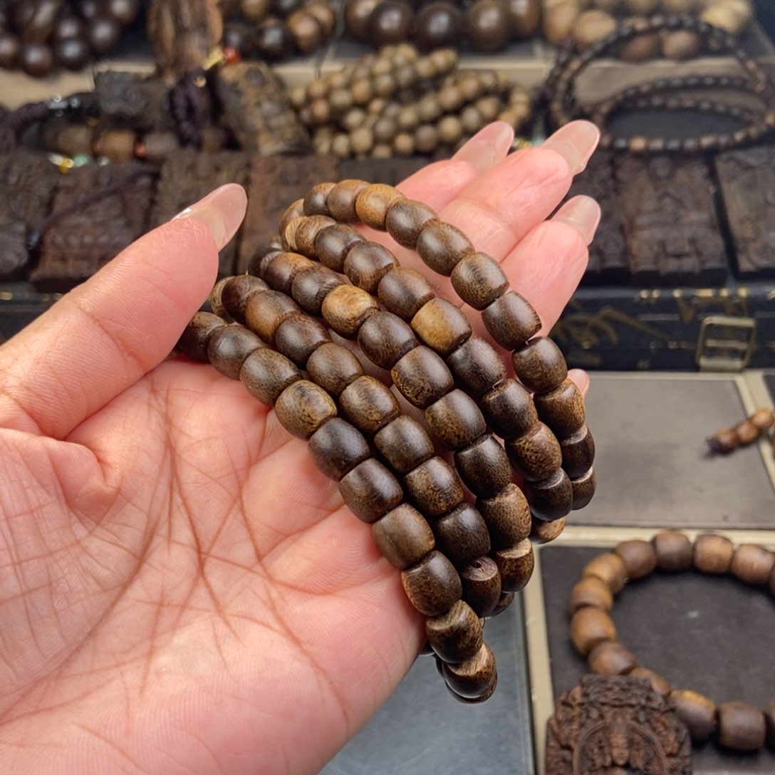 沉香手串楚*越南芽庄白棋楠