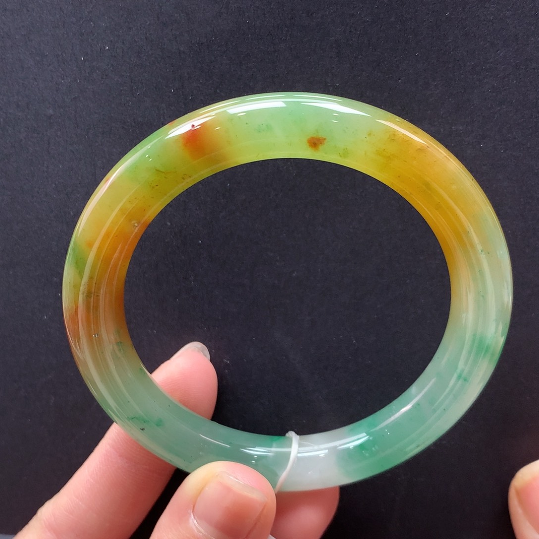 石英质玉手镯未镶嵌?***?