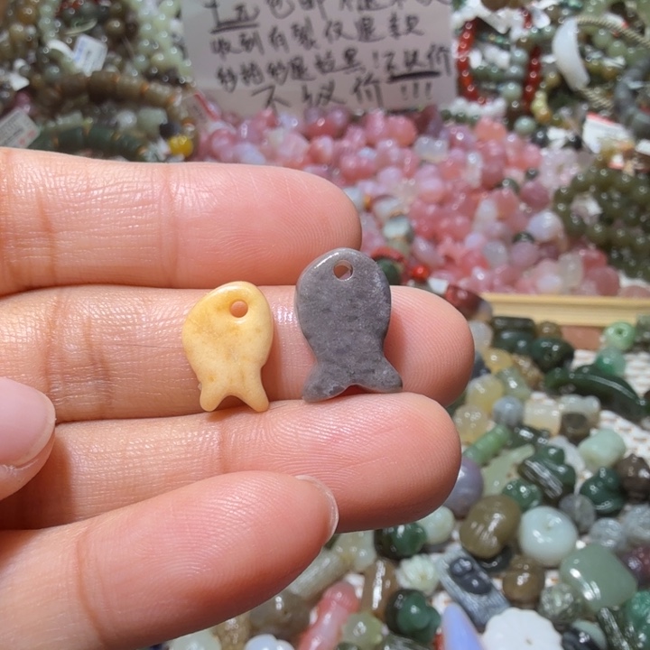 和田玉未镶嵌珠宝半成品